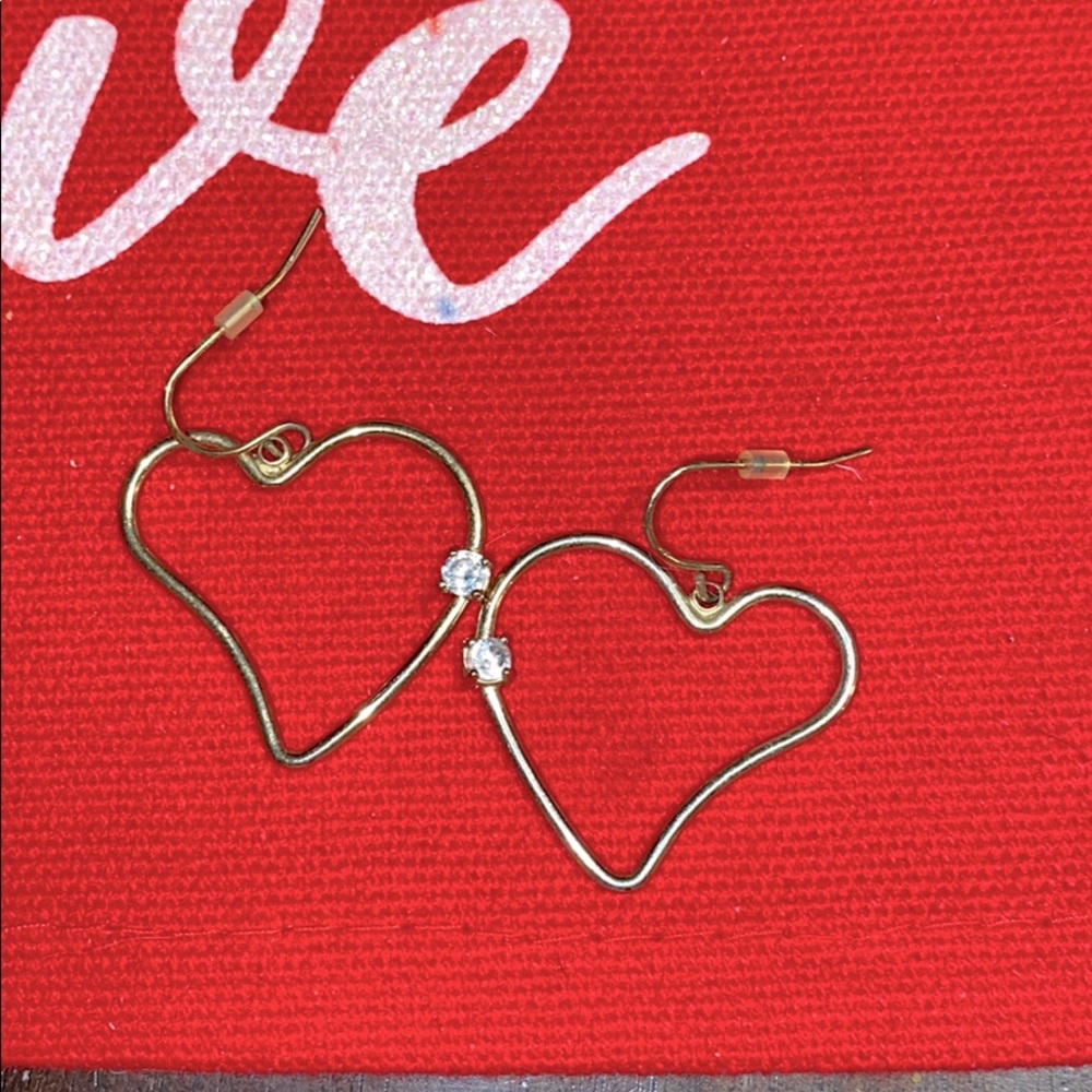 10k Gold diamond heart earrings